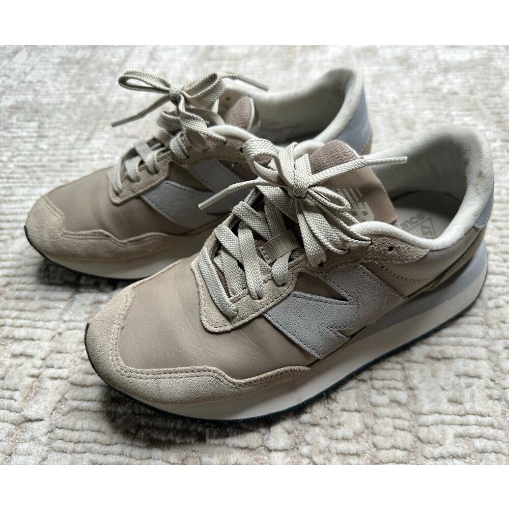 New Balance Cream 237 Sneakers
